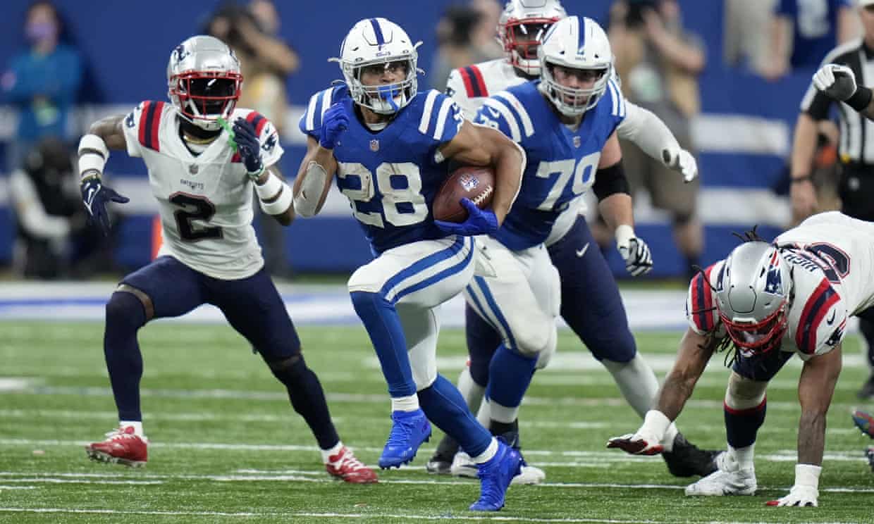 Colts Dominate Patriots In First Half With Explosive Plays