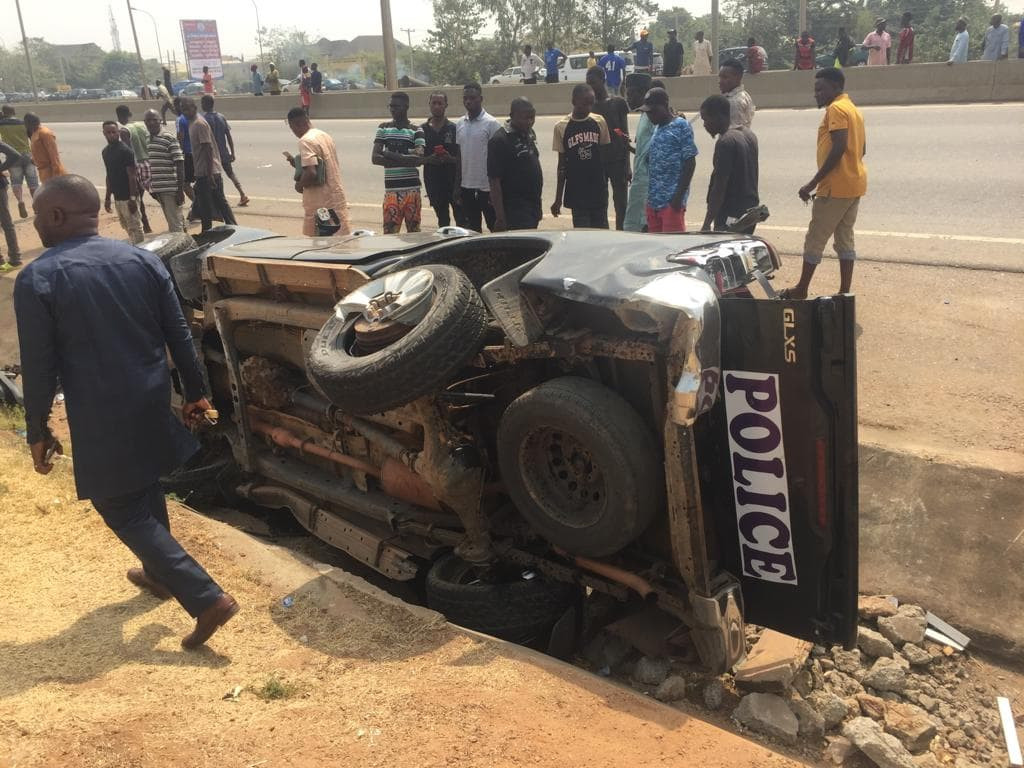 A Police Van Crashes In Abuja, Killing Three Officers