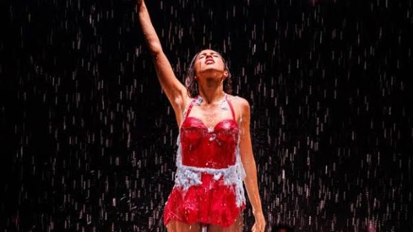 Olivia Rodrigo’s Dress Melts Away on Stage